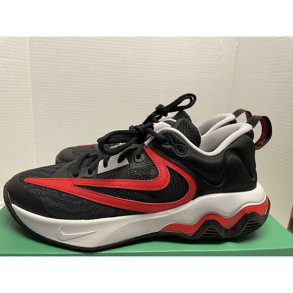 NewNike Giannis Immortality 3 Basketball, Sports Athletic Men SZ  8 Sneakers main image 9